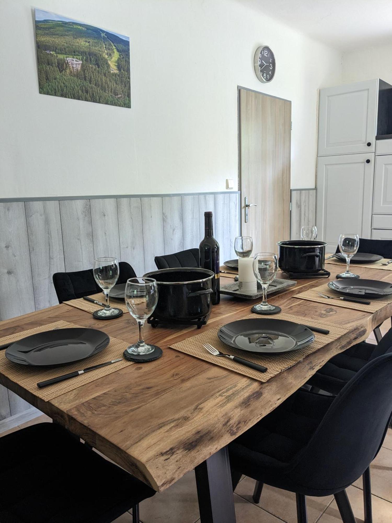 Completely Renewed - Giant Mountains - Holiday home
